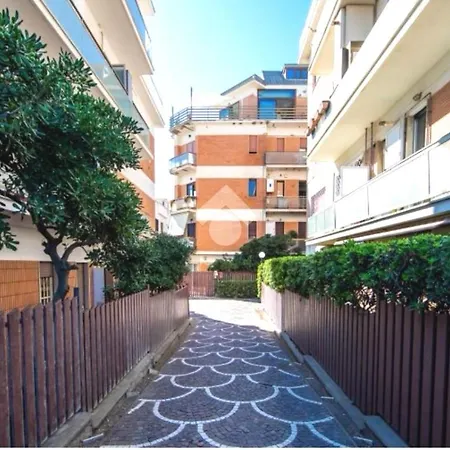 Appartamento Jungle Beach Lido di Ostia Exterior photo