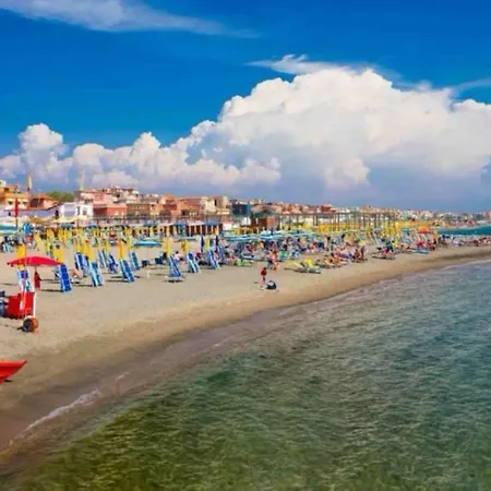 Appartamento Jungle Beach Lido di Ostia Exterior photo